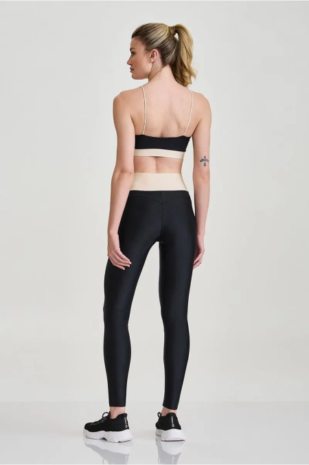 LEGGING ATLETIKA COM EMPINA BUMBUM PRETO - Imagem 4